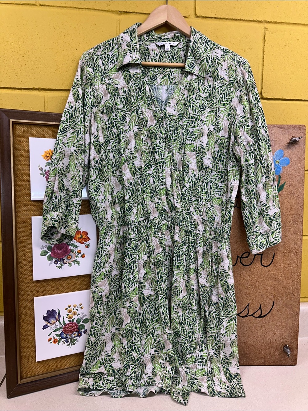 Green Leaf Print Women's Shirt Dress Size Medium